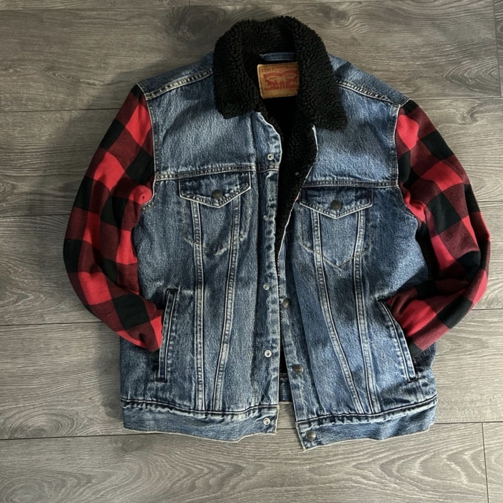Levi's Sherpa Trucker Jacket